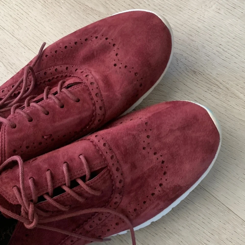 Cole Haan wingtip  maroon suede lace up‎ sneakers shoes size   9 women's